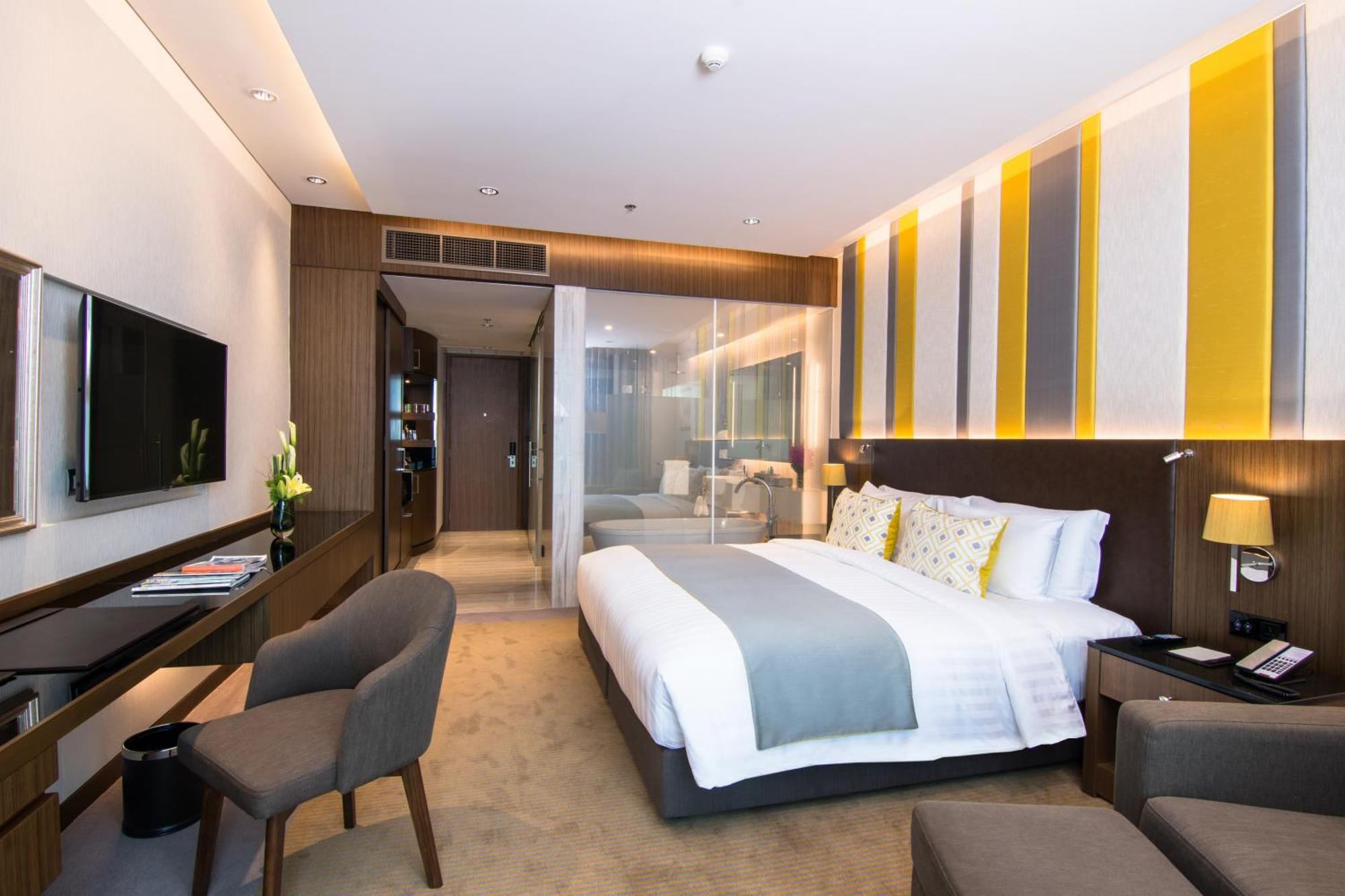 Deluxe King Room